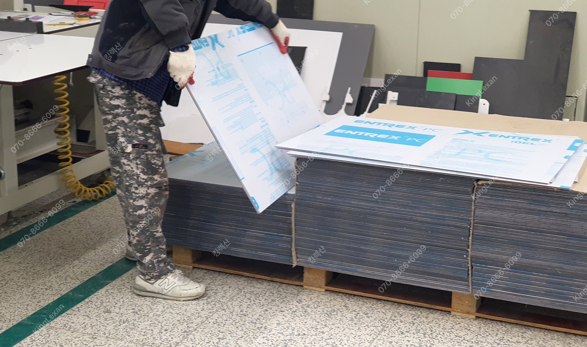 폴리카보네이트 절단 시트 저장